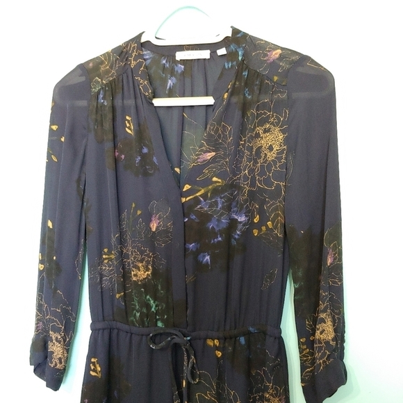 Aritzia Babaton 100% silk 3/4 sleeve button down Bennett Dress - Picture 3 of 14